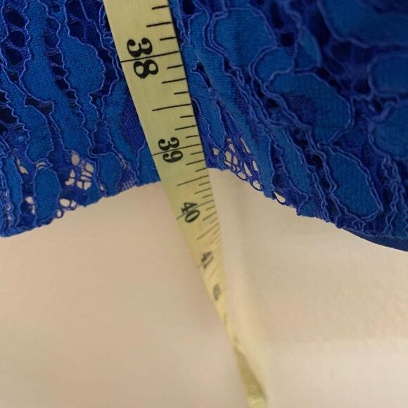 Alexia Admor Kendall Lace Cap Sleeve Sheath Dress - Picture 9 of 10